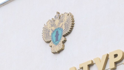 До 12 лет заключения грозит 37-летнему рецидивисту за разбойное нападение и кражу у пенсионера под Волгоградом