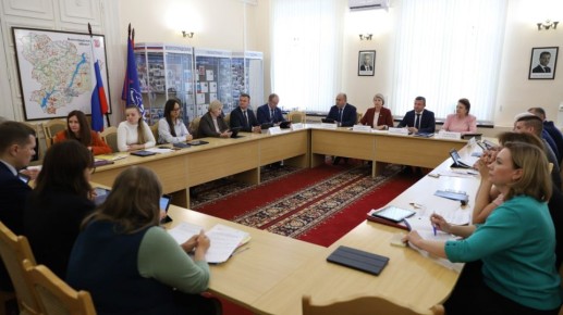 Сегодня на заседании комитета регпарламента по государственному строительству, местному самоуправлению, развитию территорий и информационной политике под председательством Татьяны Распутиной рассмотрены кандидатуры на...