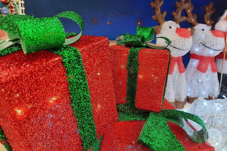 Большинство волгоградцев дарят подарки своим коллегам по работе