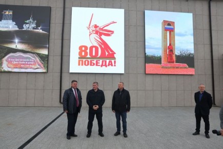 Волгоградский губернатор оценил ход работ в подшефном районе ЛНР по итогам рабочей поездки