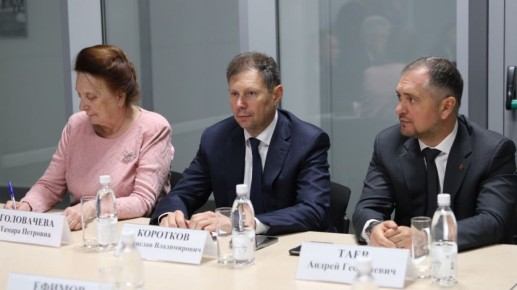 Депутат Волгоградской областной Думы по Дзержинскому одномандатному избирательному округу №14 Андрей Таев в ходе выездного заседания акцентировал внимание: